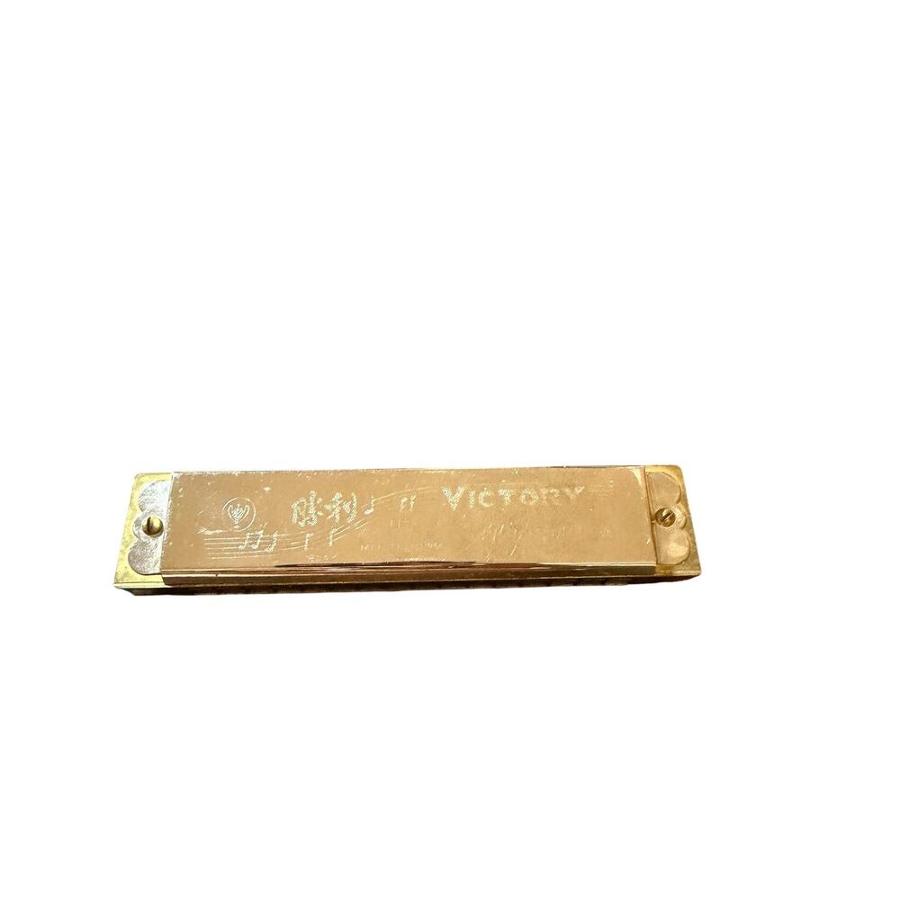 Vintage Victory Tremolo Harmonica Made in China Folk World Music Instrument